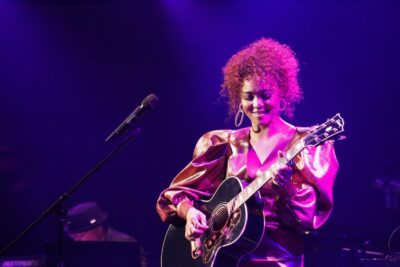 マスクドシンガーミステレビジョンはクリスタルケイ？正体ネタバレをヒントから徹底調査！